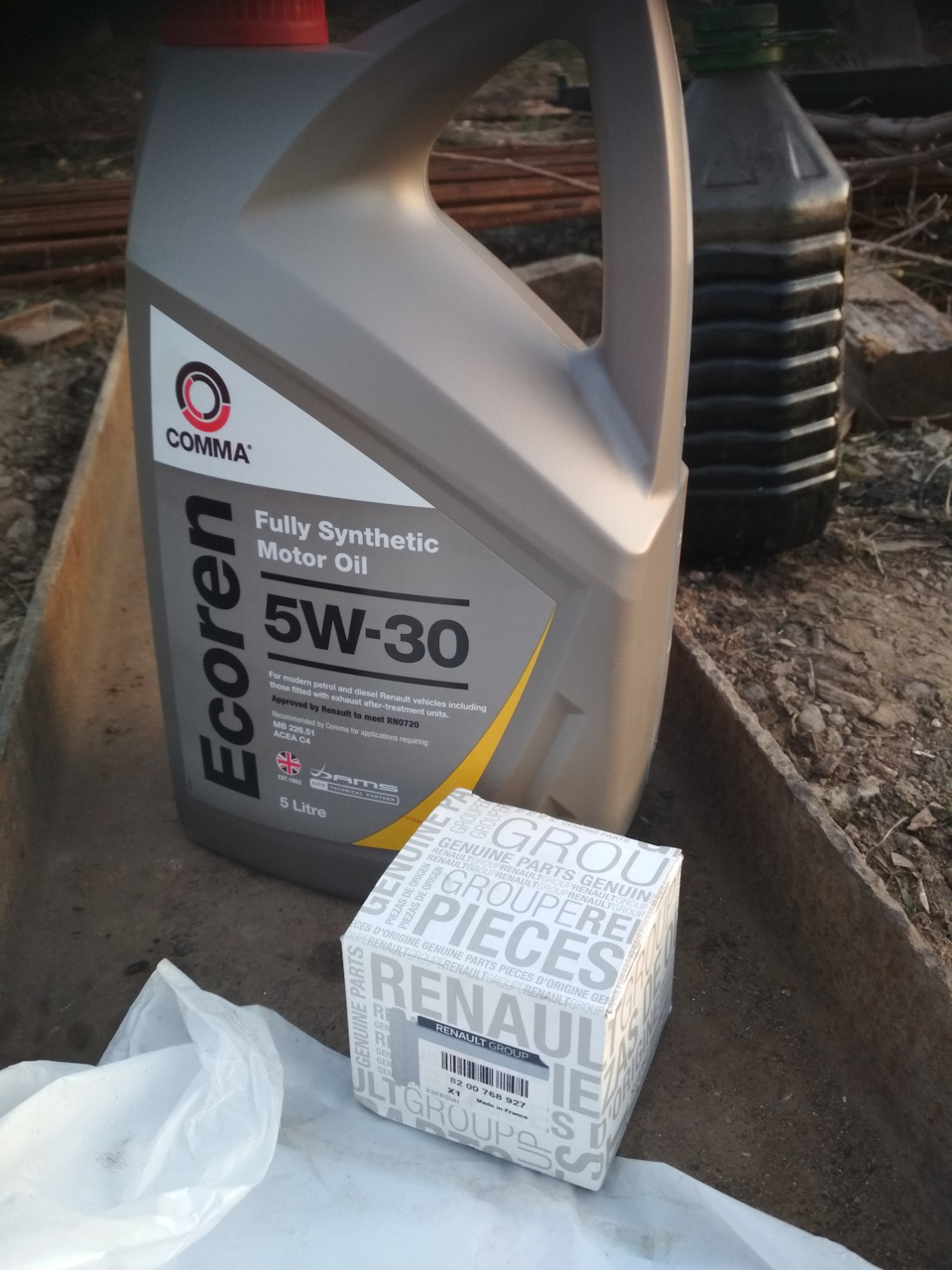 Замена масла/сливного болта. — Renault Grand Scenic III, 1,5 л, 2014 ...