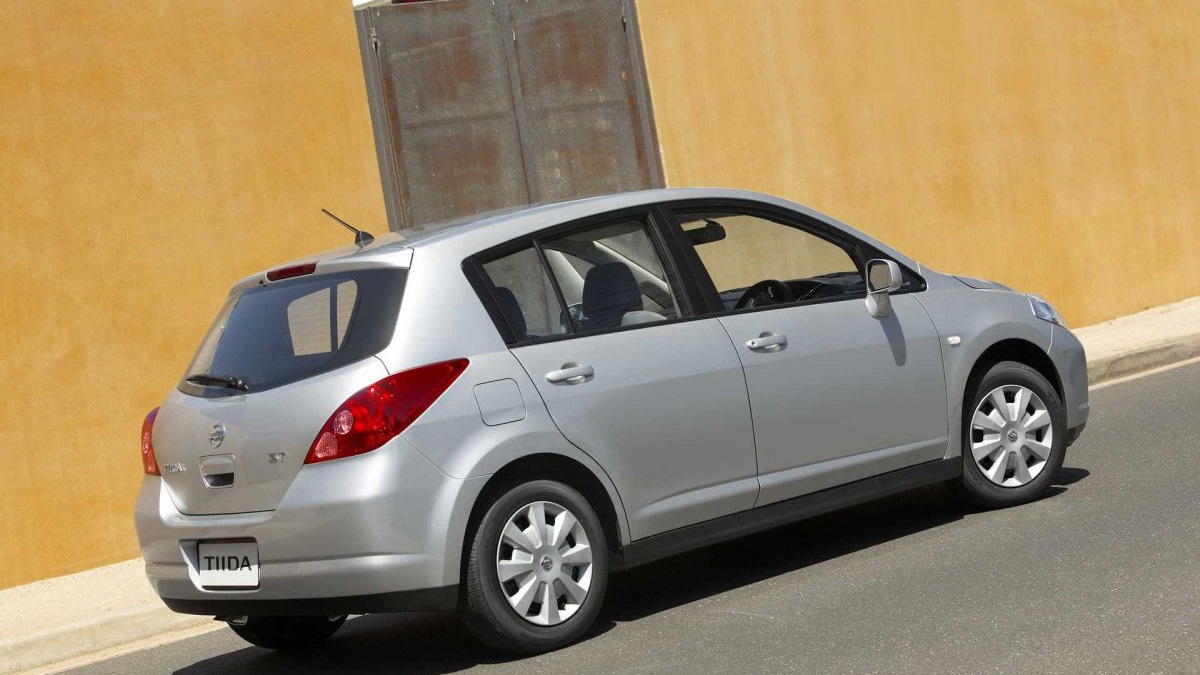 Nissan Tiida 2013 С…СЌС‚С‡Р±РµРє