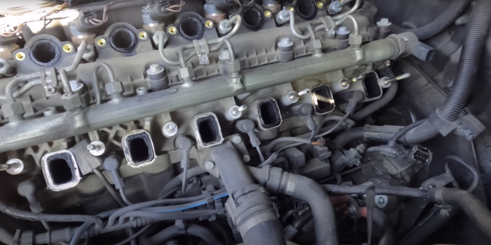 Как почистить впускной коллектор BMW m57n — BMW X5 (E53), 3 л, 2004 ...