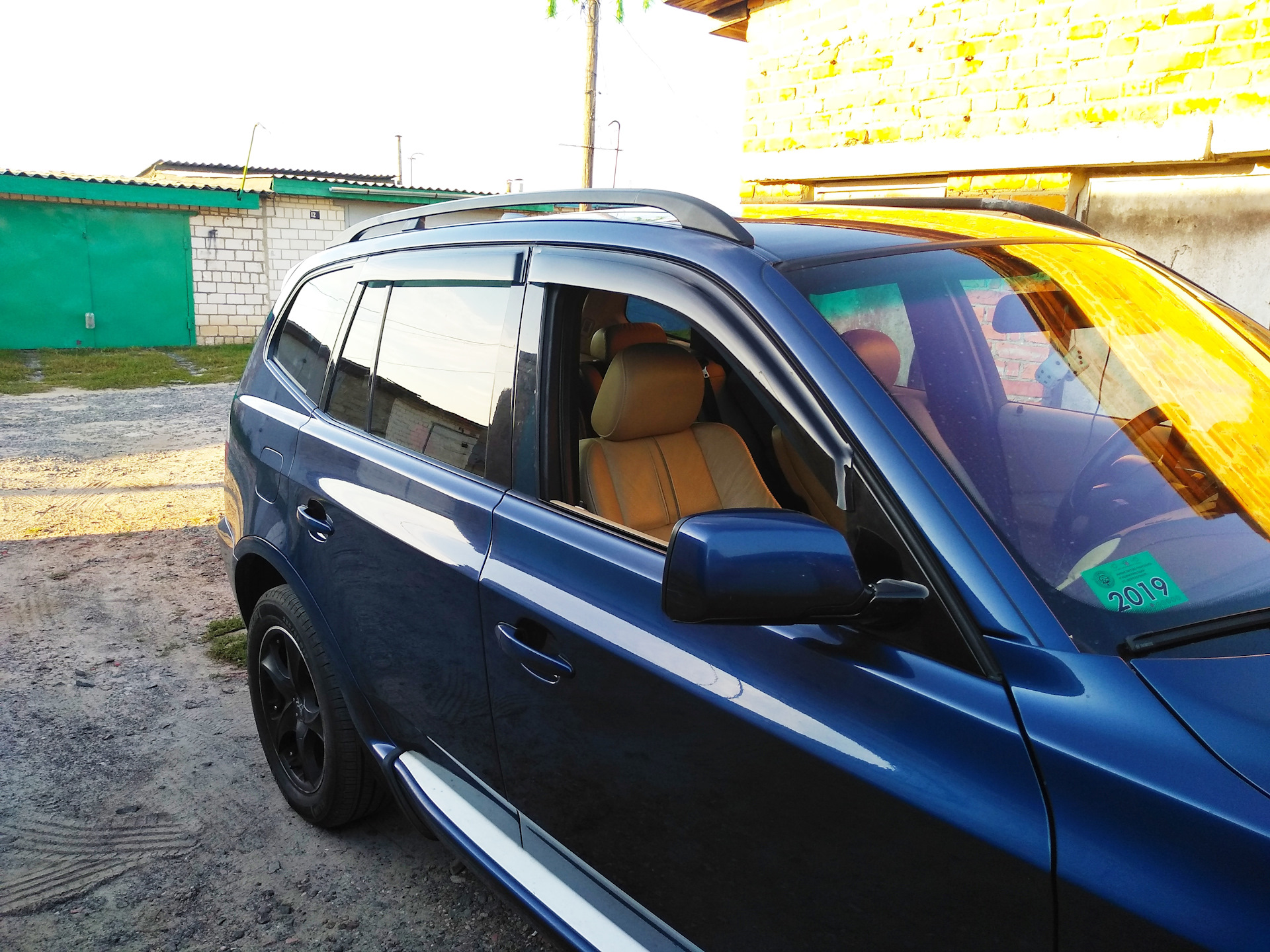Ветровики на е83 — BMW X3 (E83), 3 л, 2005 года | аксессуары | DRIVE2