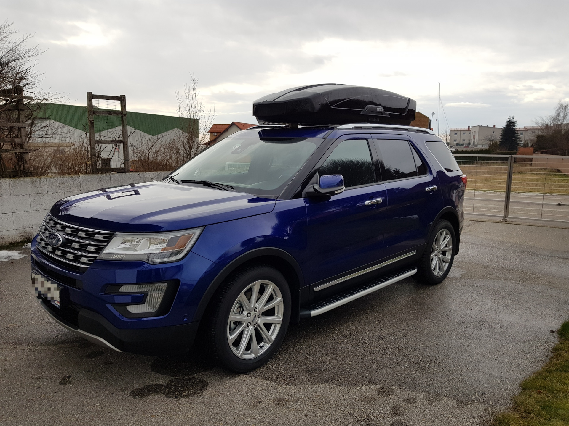 Ford explorer 5. Ford Explorer 5g. Форд Explorer 5. Ford Explorer 2018 3.5. Темно синий Форд эксплорер.