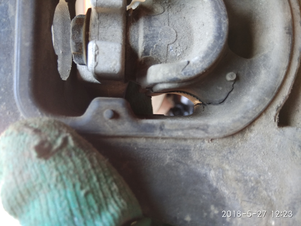 Зарядка и магнит-удобство о котором я и не знал! — Honda CR-V (RE), 2 л ...