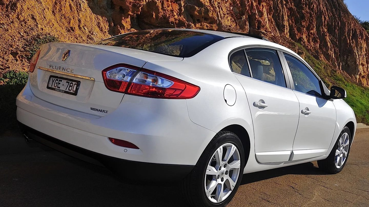 Renault fluence фото