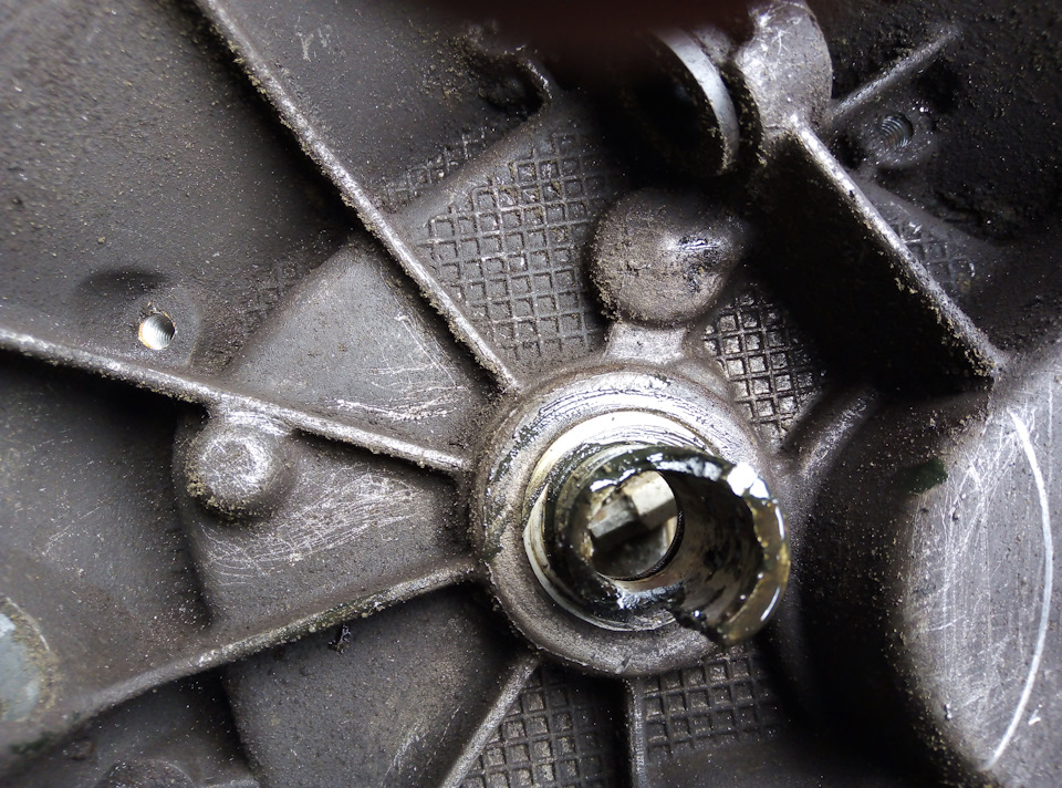 Замена направляющий втулки подшипника кпп на фиат альбеа 1.4 — DRIVE2