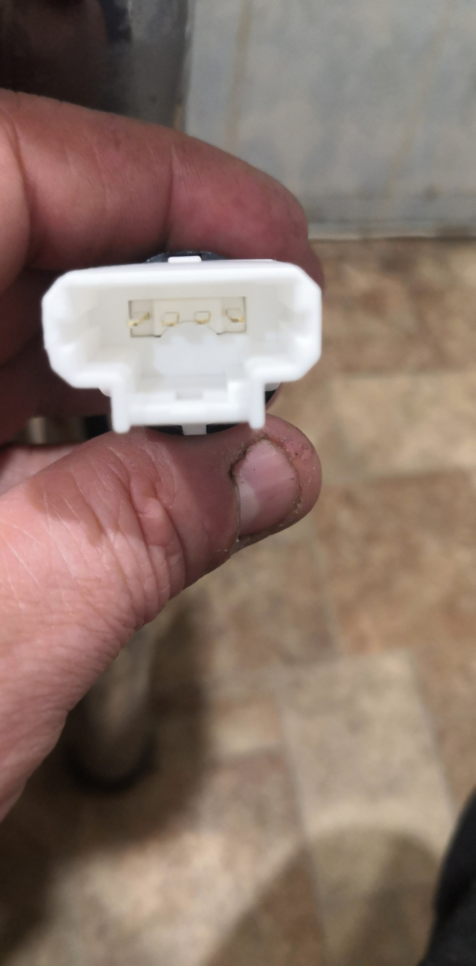 Лягушка стоп сигналов — Peugeot 307, 2 л, 2004 года | поломка | DRIVE2