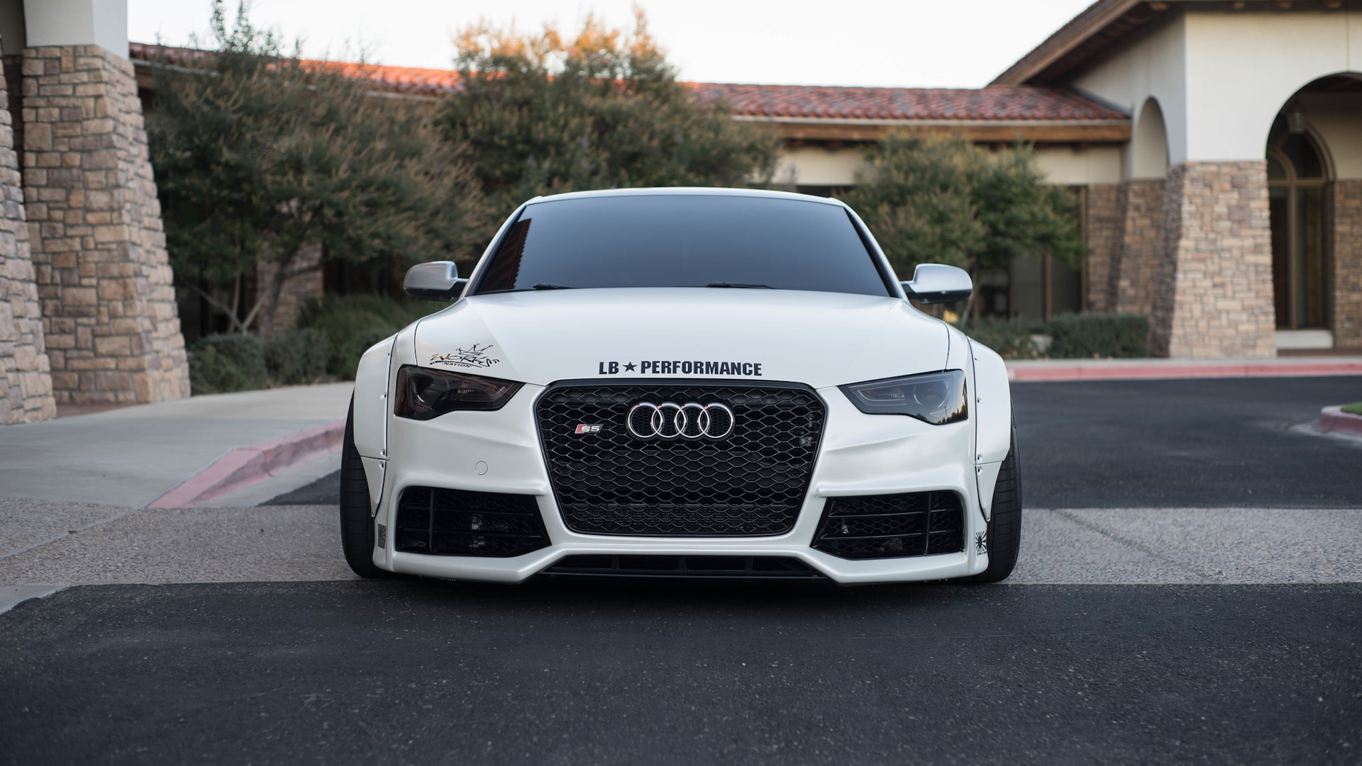 Audi rs5 2012 White