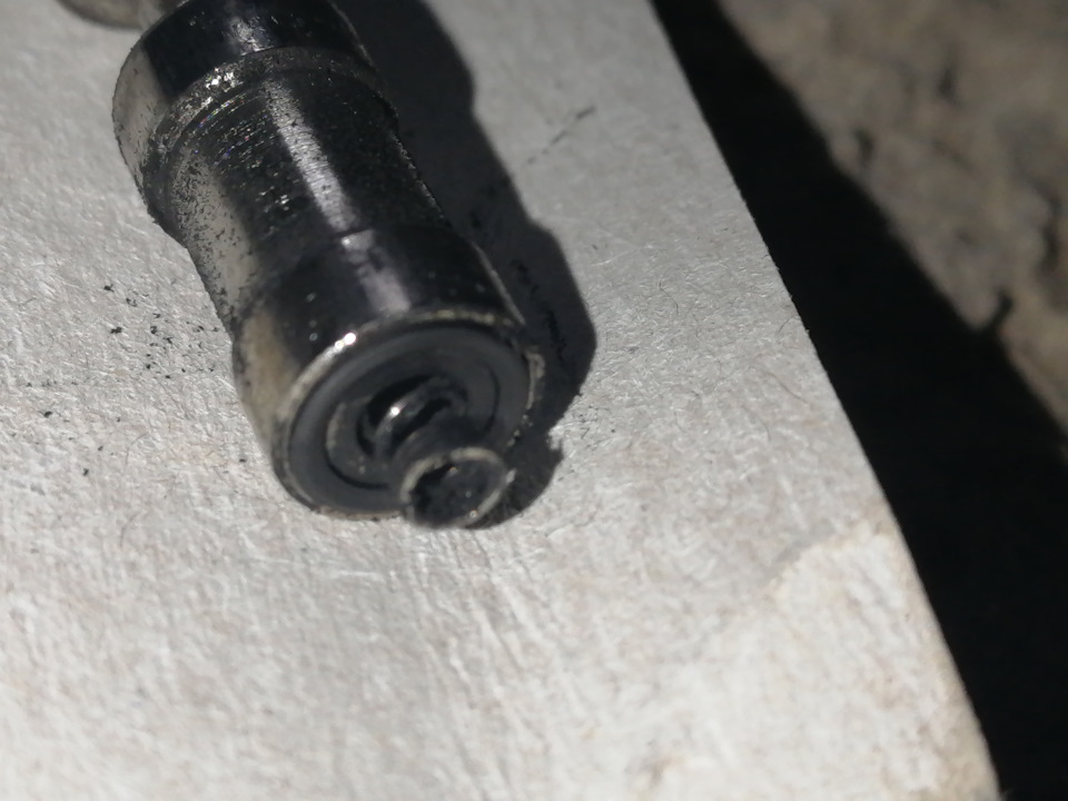 Форсунки Диджитроник. Пробег 160 тыс. Ревизия. — Lada Ларгус, 1,6 л ...