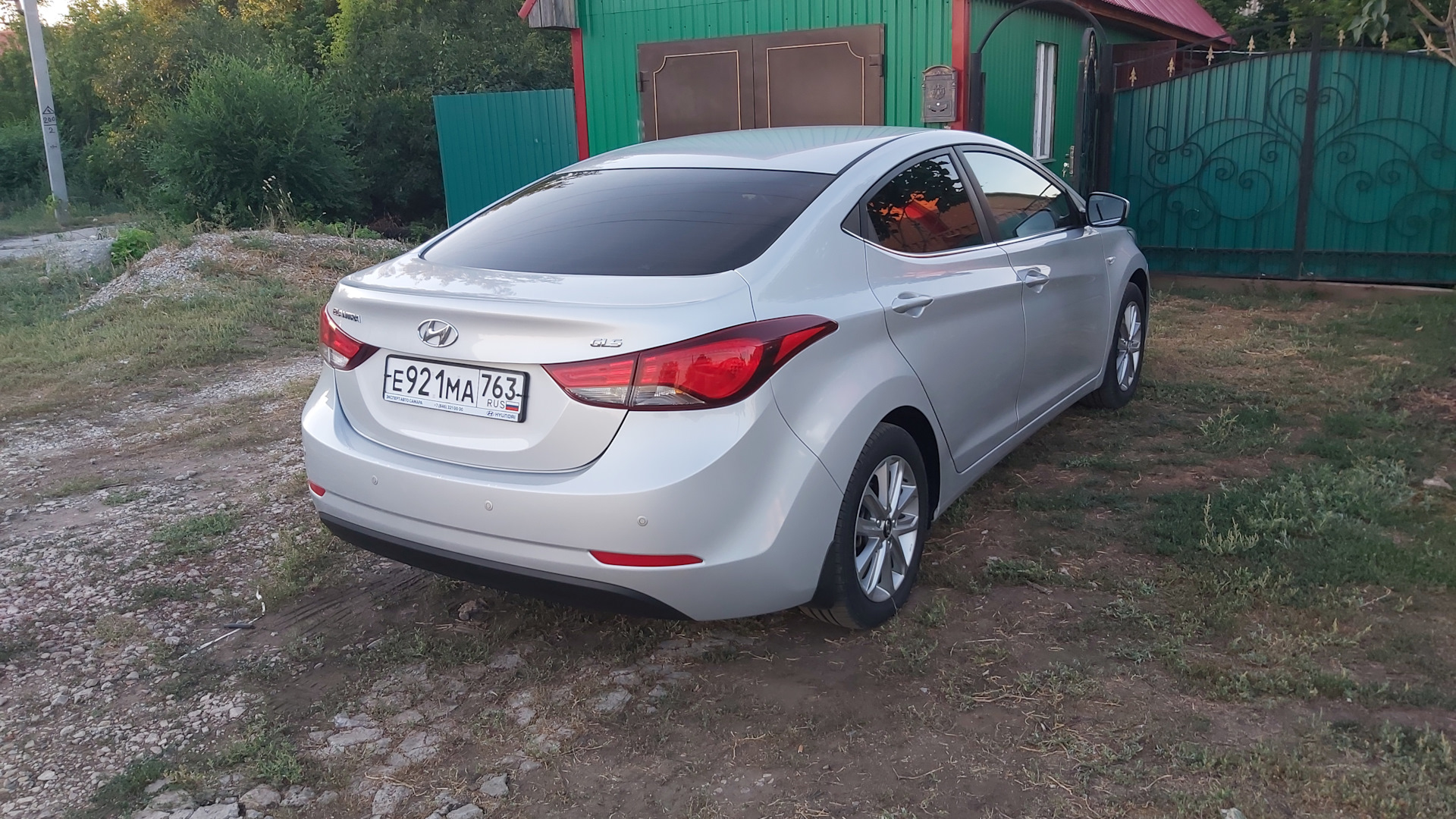 Hyundai Elantra (5G) 1.6 бензиновый 2015 | на DRIVE2