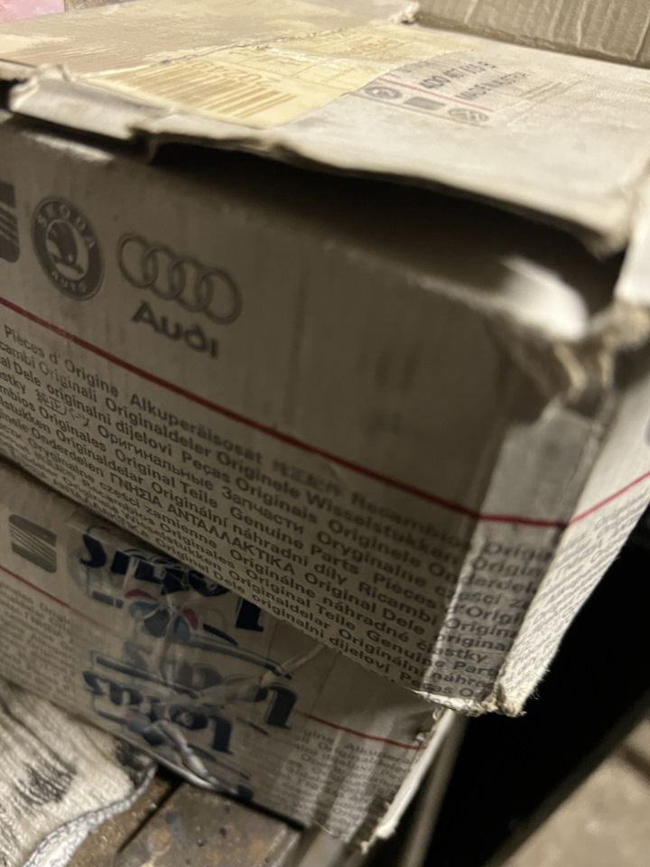 Новые рычаги кулак ступицы ауди а8 д2 s8 d2 на Audi A8 (D2), Audi S8 ...