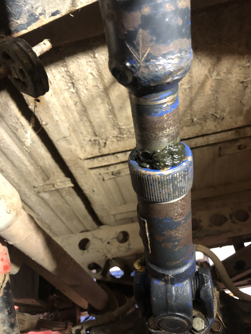 Шприцевание Уаз — УАЗ 31514, 2,9 л, 2002 года | плановое ТО | DRIVE2