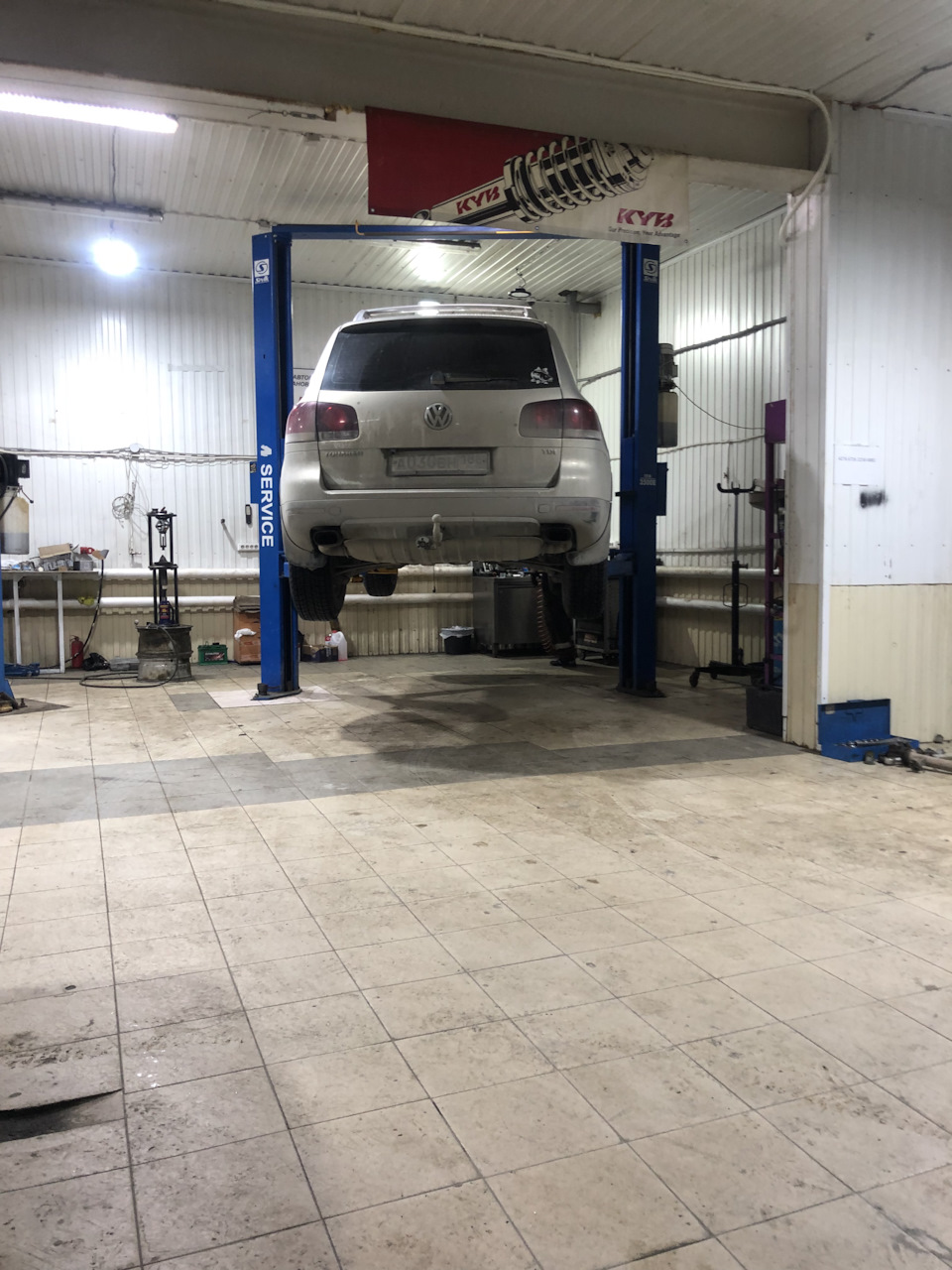 Ремонт шаровой опоры — Volkswagen Touareg (1G), 2,5 л, 2007 года ...