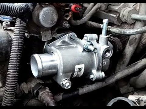 Очистка посадочной поверхности на двигателе
