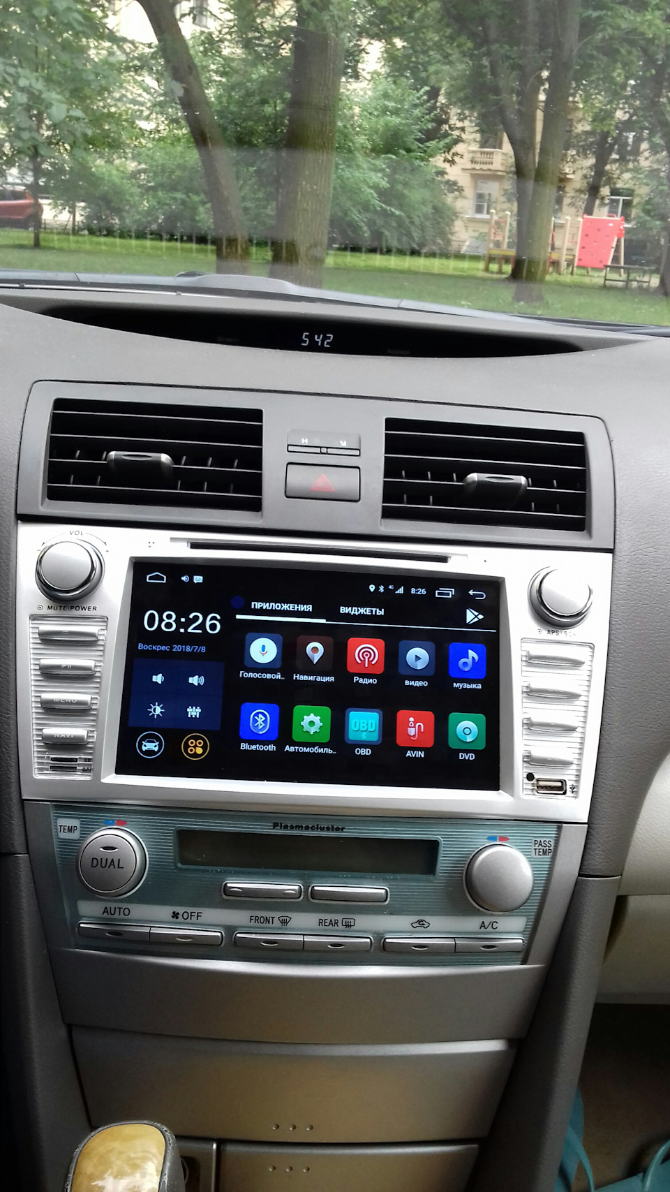 какую магнитола камри 40