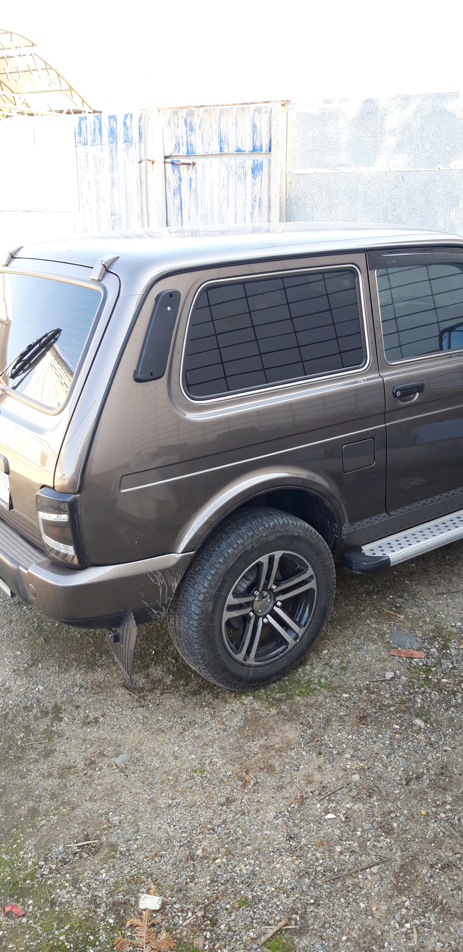 Установка ушей АПС без сверления — Lada 4x4 3D, 1,7 л, 2017 года ...