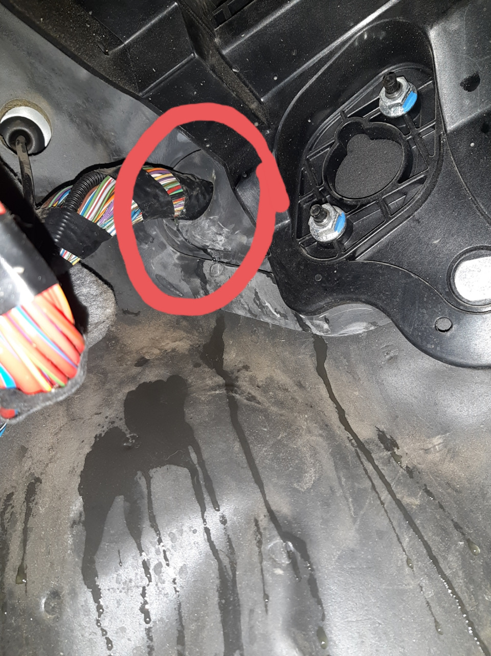 Течь гофры омывателя заднего стекла опель астра j — Opel Astra J, 1,6 л ...