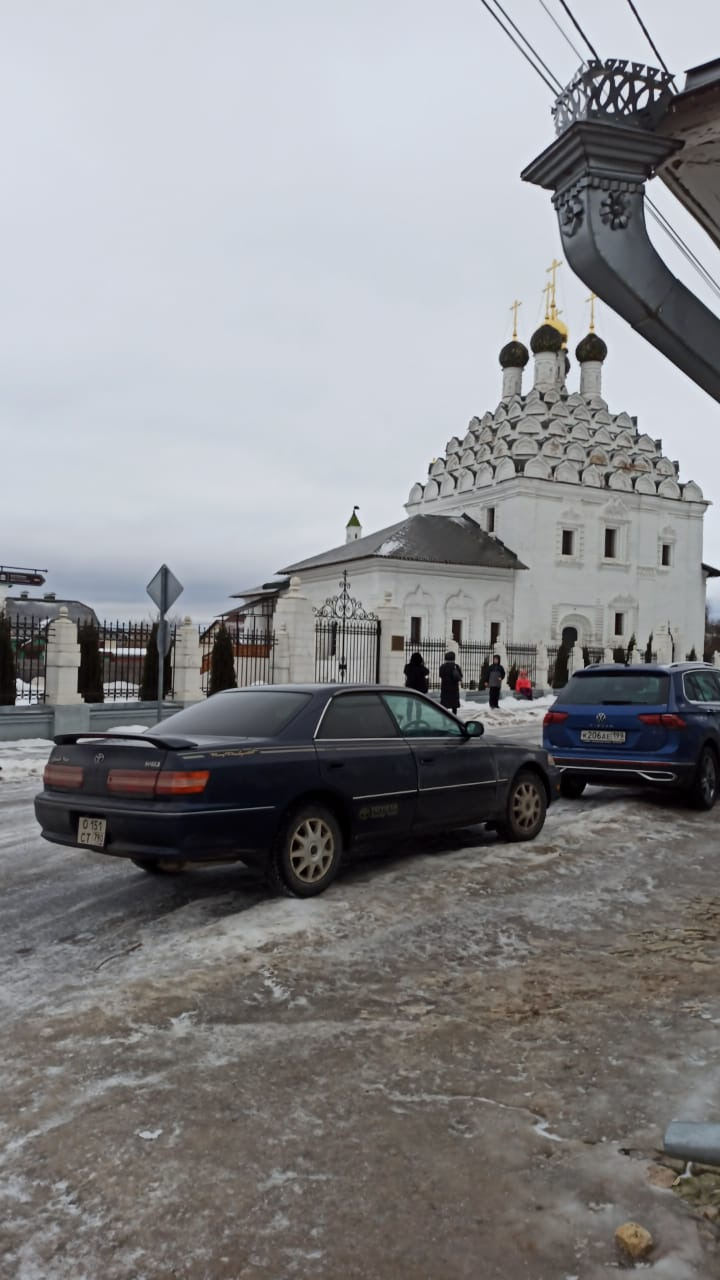 В Коломенский Кремль, что быстро посмотреть зимой — Toyota Mark II (100),  2,5 л, 1996 года | путешествие | DRIVE2