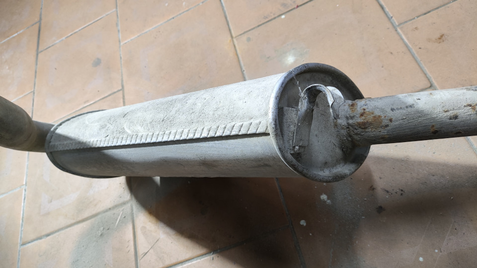 Оконечный глушитель Audi 90 B2 quattro. на Audi 90 (B2), Audi 80 (B2 ...