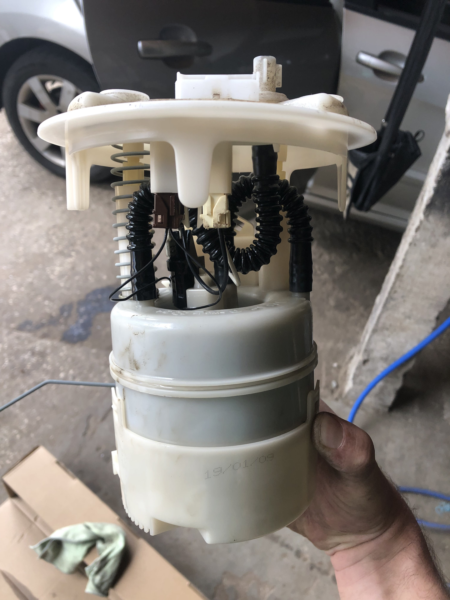 Заменил фильтр на насосе — Peugeot 308 (1G), 1,6 л, 2010 года ...