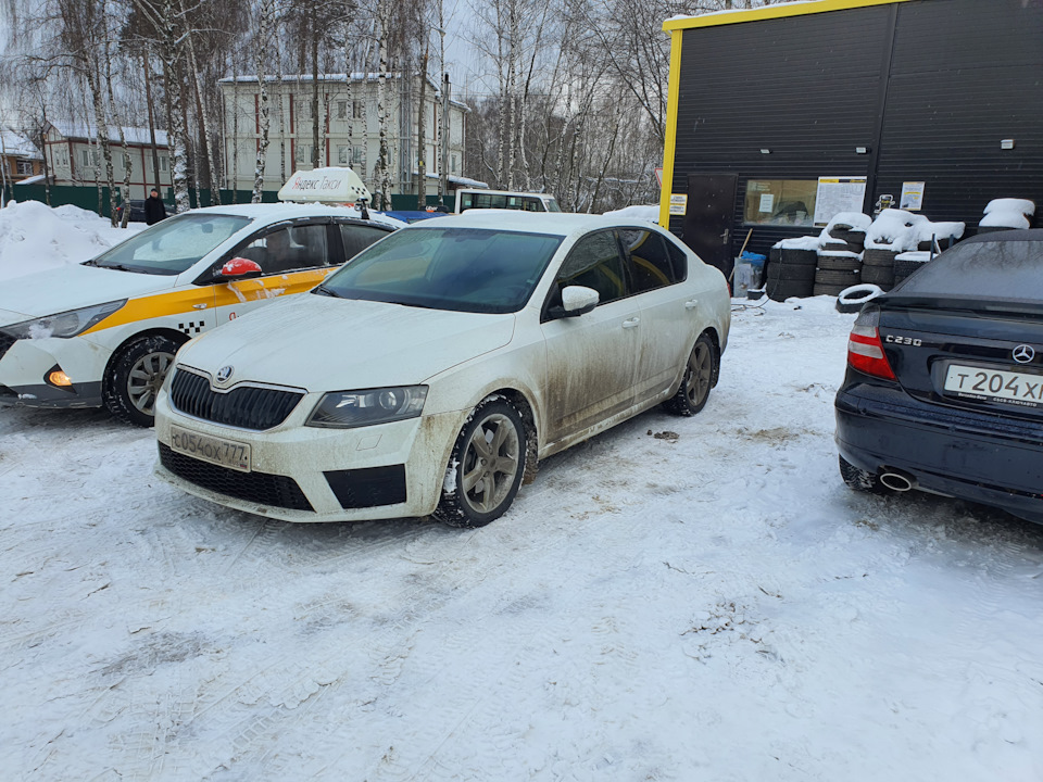 Вот такой приехал. — Skoda Octavia A7 Mk3