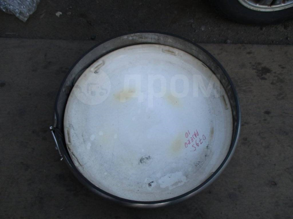 Кофр запасного колеса — Mitsubishi Pajero Pinin, 2 л, 2004 года ...