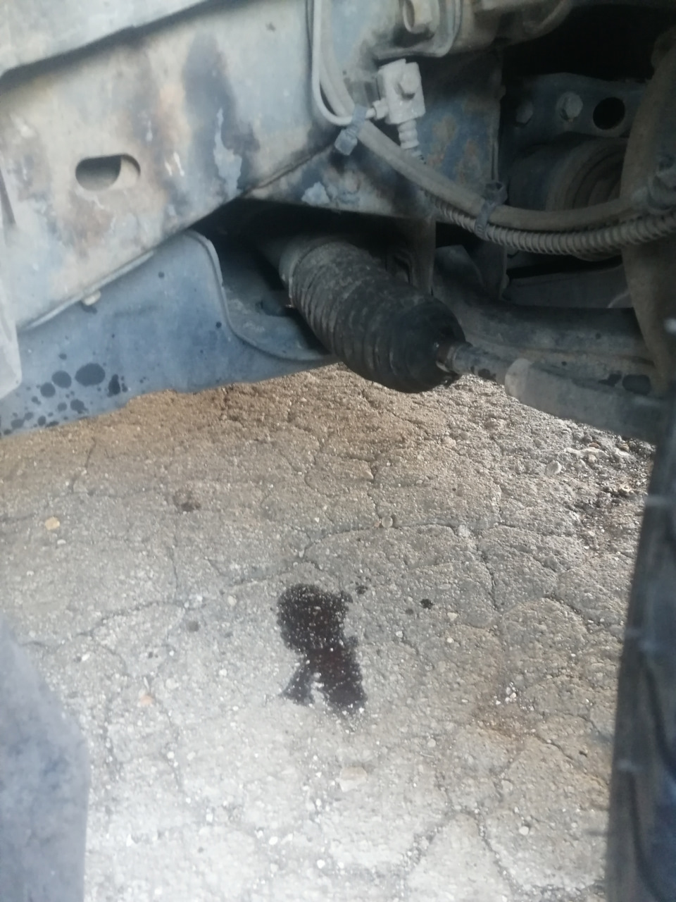 Потекла рулевая рейка — SsangYong Kyron, 2,3 л, 2010 года | поломка ...