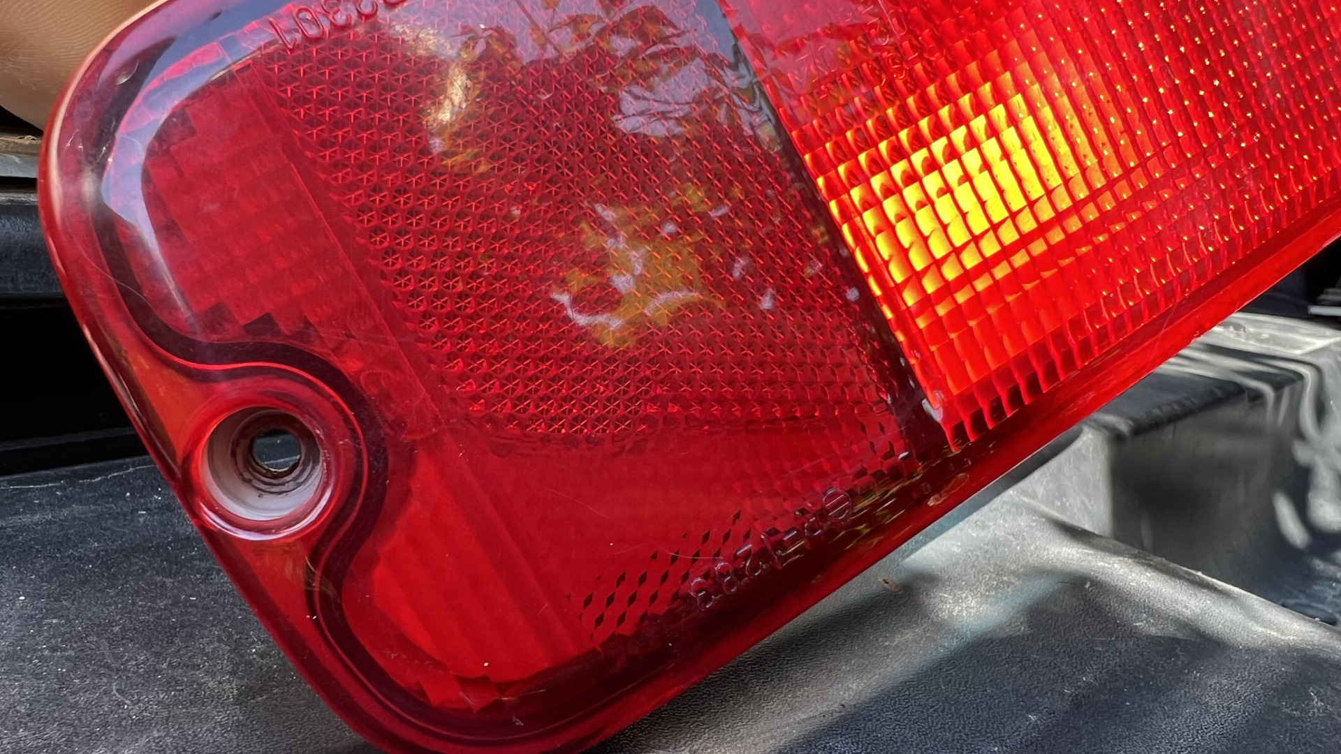 replacement-of-rear-lamps-suzuki-vitara-xl7-2-7-2004