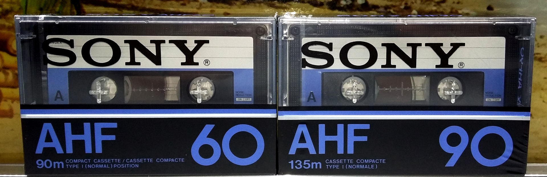 Каталог аудиокассет. Аудиокассеты Sony. Каталог аудиокассет Sony. Типы аудиокассет Sony.