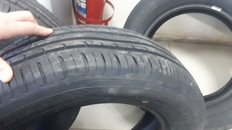 покупка резины Maxxis в колеса даром — Volkswagen Passat B5, 1,6 л ...