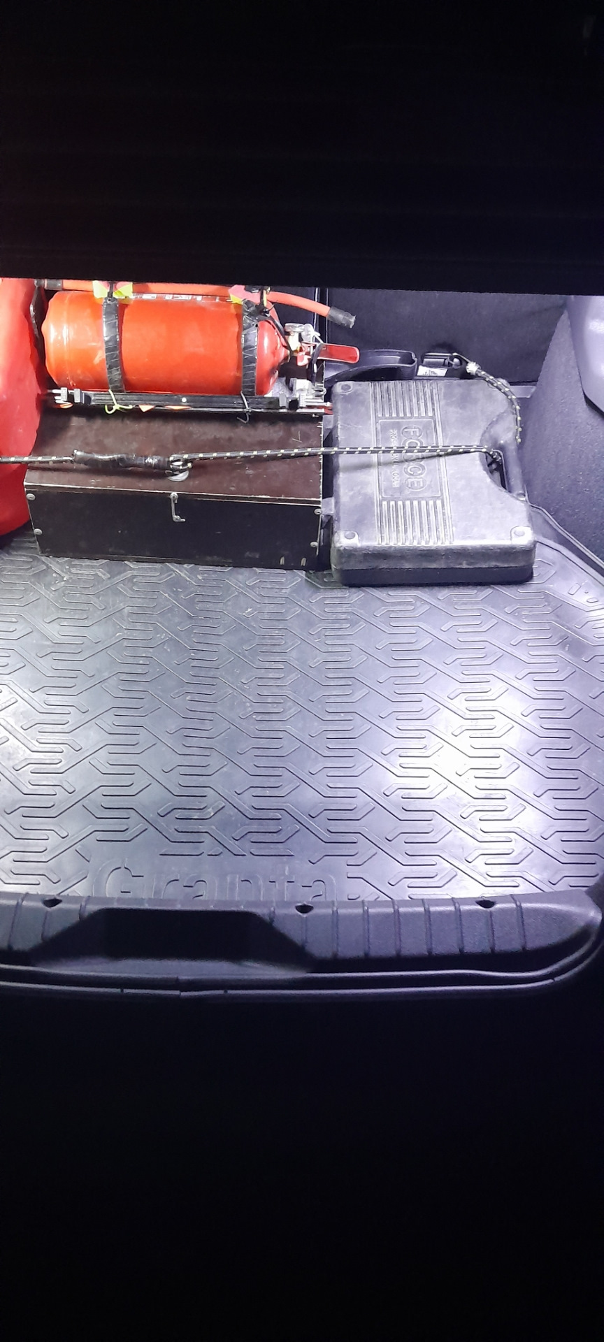 Гранта лифтбек свет в багажнике — Lada Гранта Лифтбек (2-е поколение ...