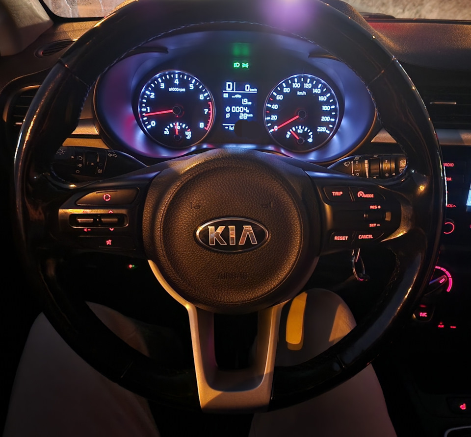 Кнопки круиз контроля — KIA Rio X-Line, 1,6 л, 2018 года | тюнинг | DRIVE2