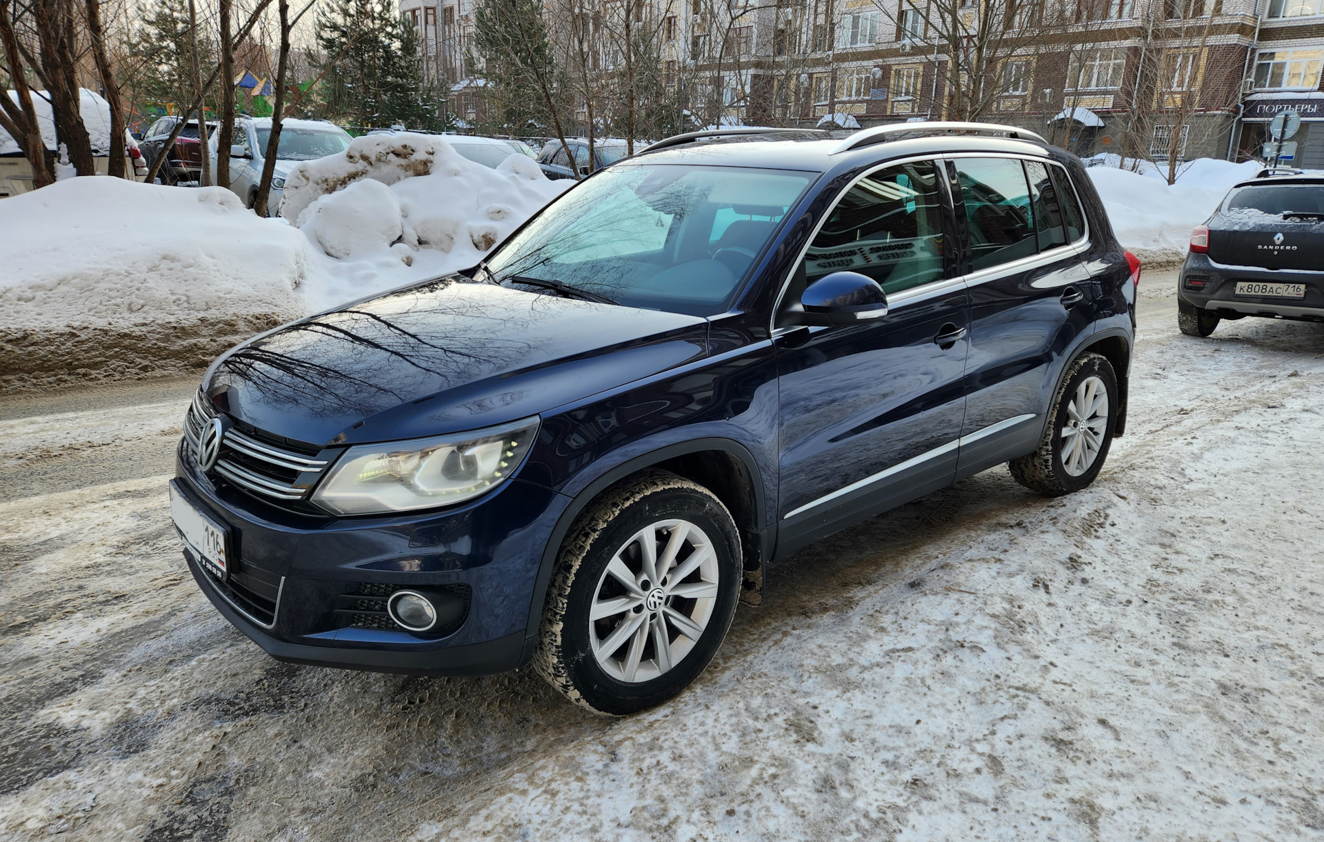 Продать тигуан. Tiguan 1.6. Тигуан 1. Тигуан. Фольксваген Тигуан.