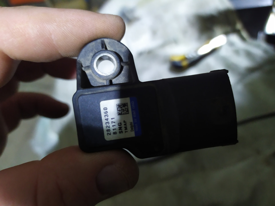 Датчик массового расхода воздуха — промывка — Lada Vesta SW Cross, 1,8 ...