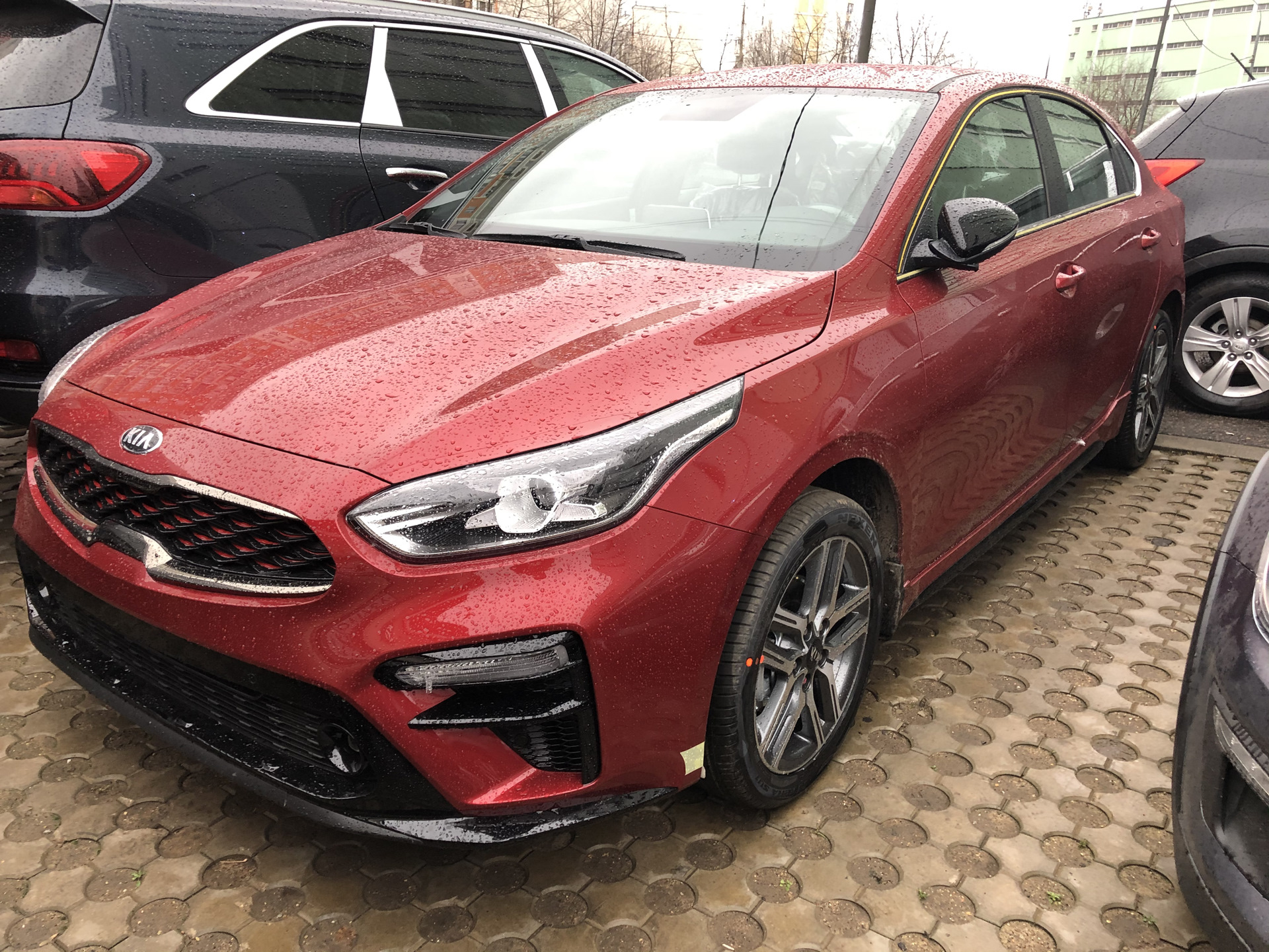 Kia Cerato 2018 красный