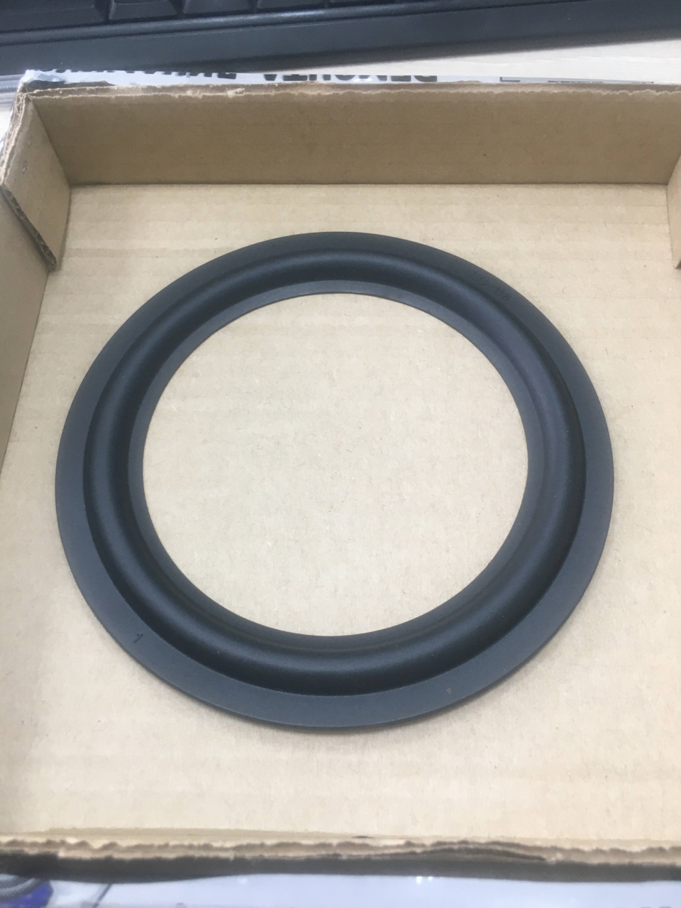 Ремонт аудиоколонки — Toyota Grand HiAce, 3,4 л, 2001 года | своими ...