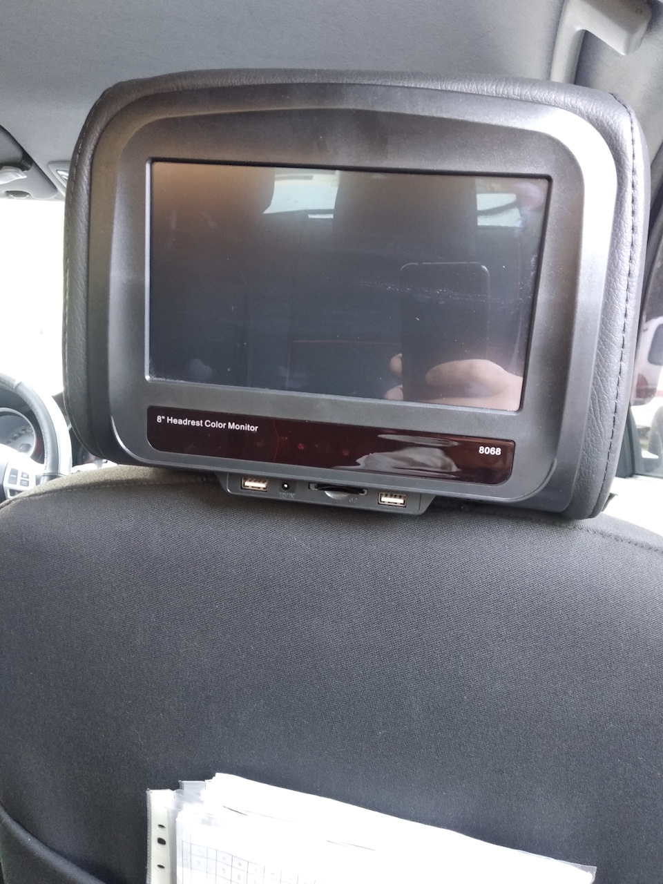 Подголовник 8" с монитором для заднего пассажира — Mitsubishi Lancer X ...