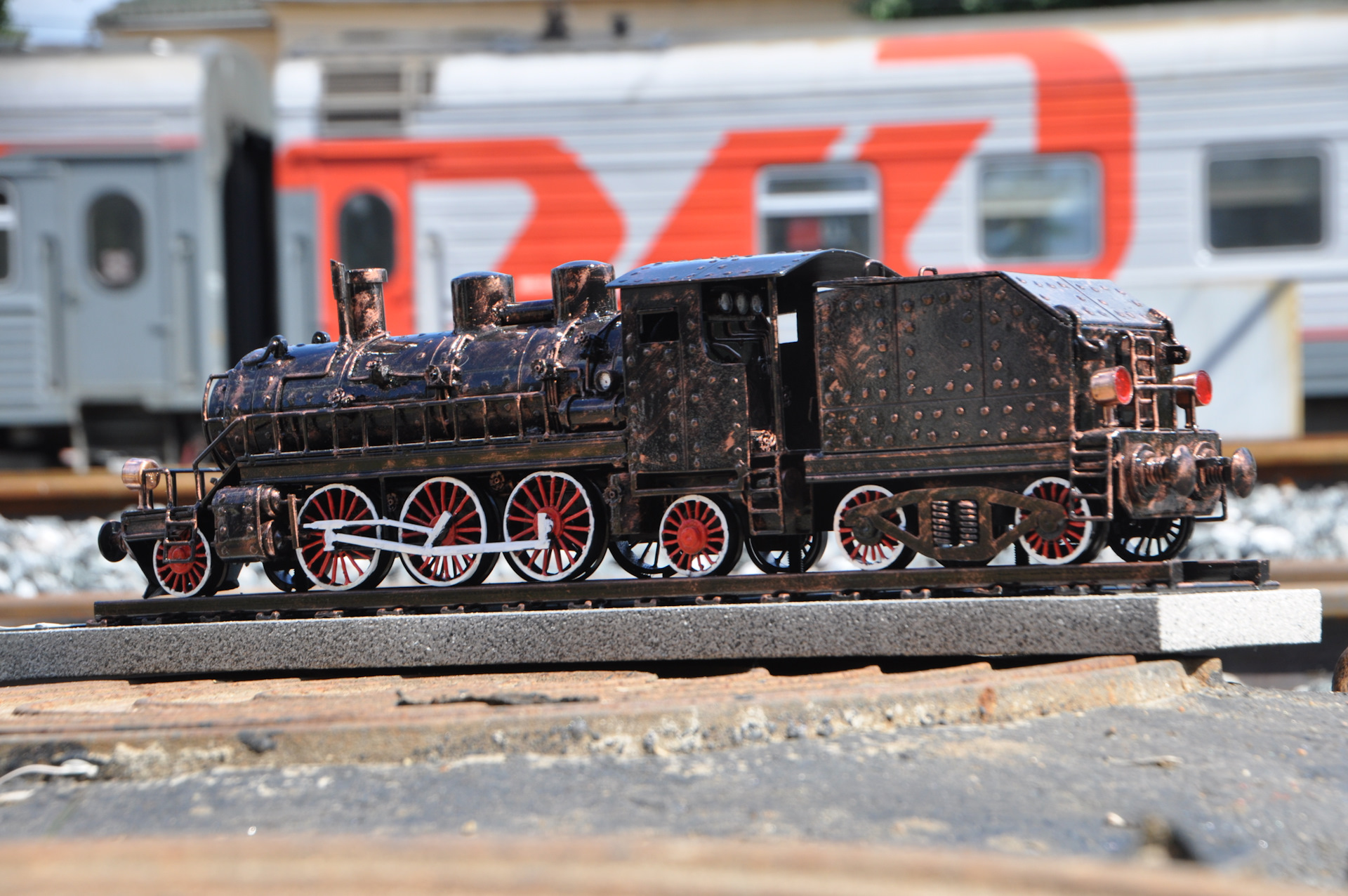 Модели паровозов. Модели паровозов. Модели паровозов. Паровоз сувенир. Моделька паровозика.