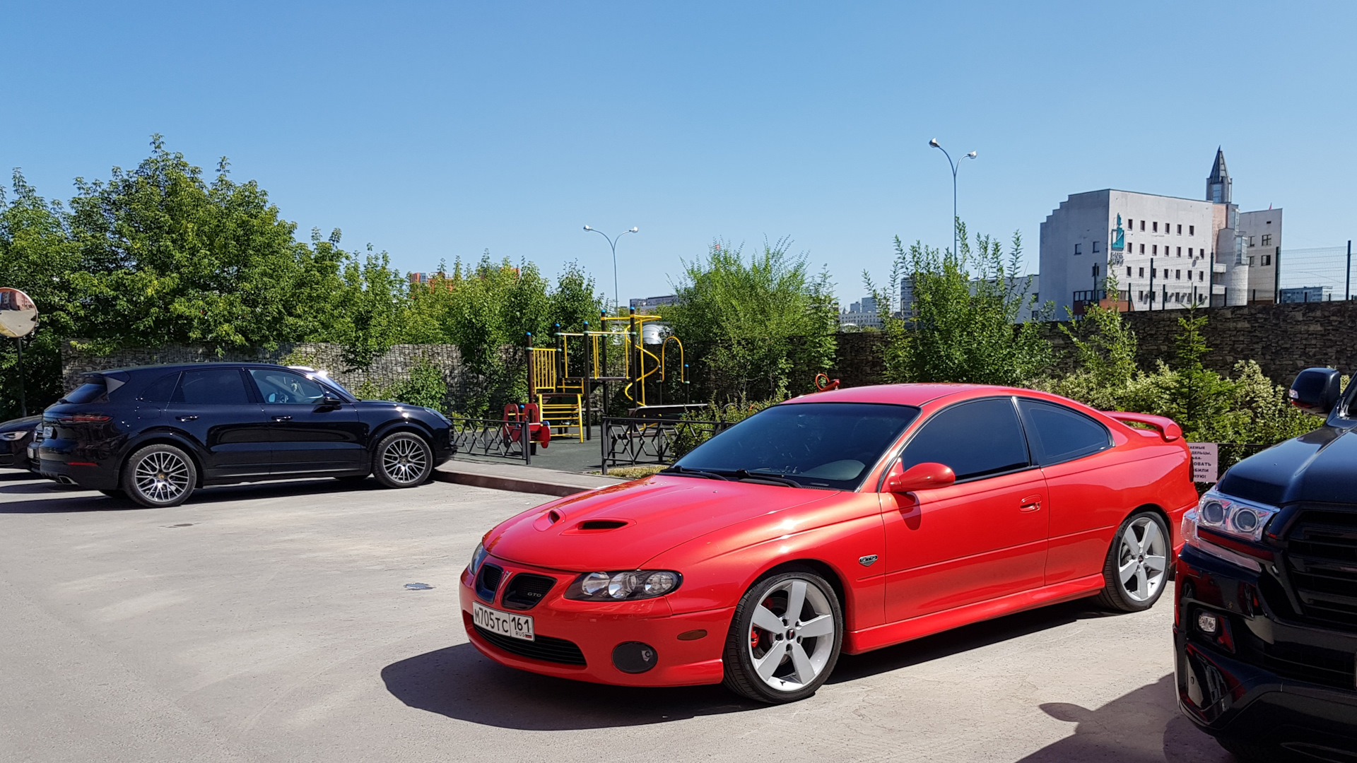 Продажа Pontiac GTO 2006 (бензин, МКПП) — с историей обслуживания —  DRIVE2.RU