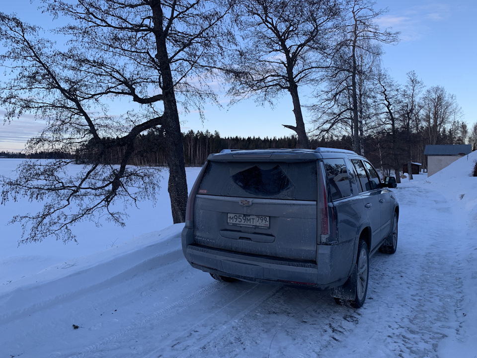 Фото в бортжурнале Cadillac Escalade (4G)