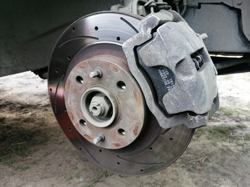 О биении(стук) при торможении. — Lada Гранта, 1,6 л, 2014 года ...