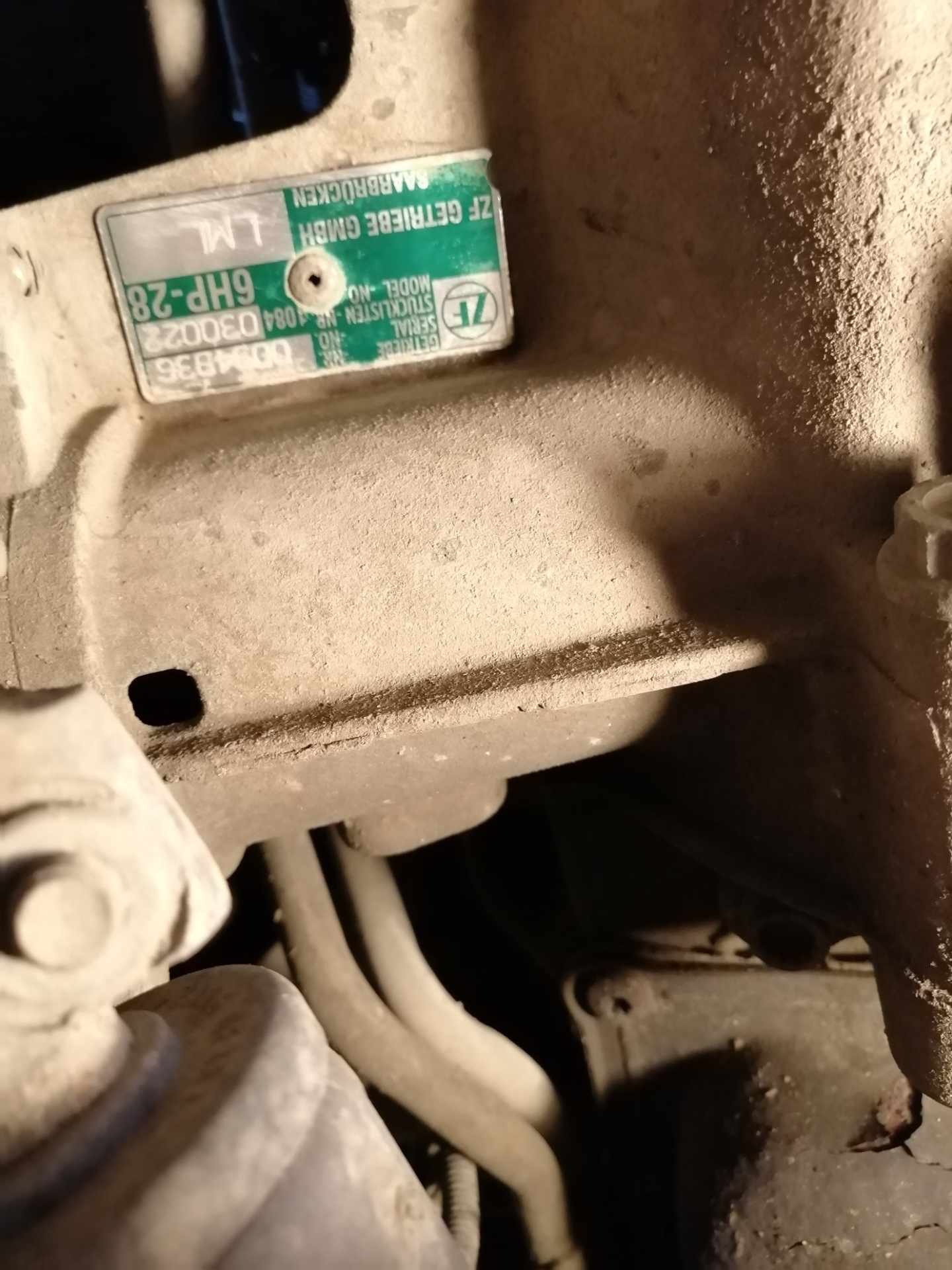 Замена масла в Акпп 6hp28 и в двс — Audi A4 Avant (B8), 2 л, 2009 года ...