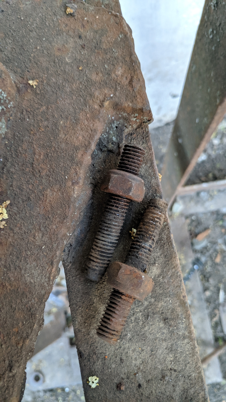 Лопнула стойка стабилизатора (не заводская) — Geely MK, 1,5 л, 2012 ...