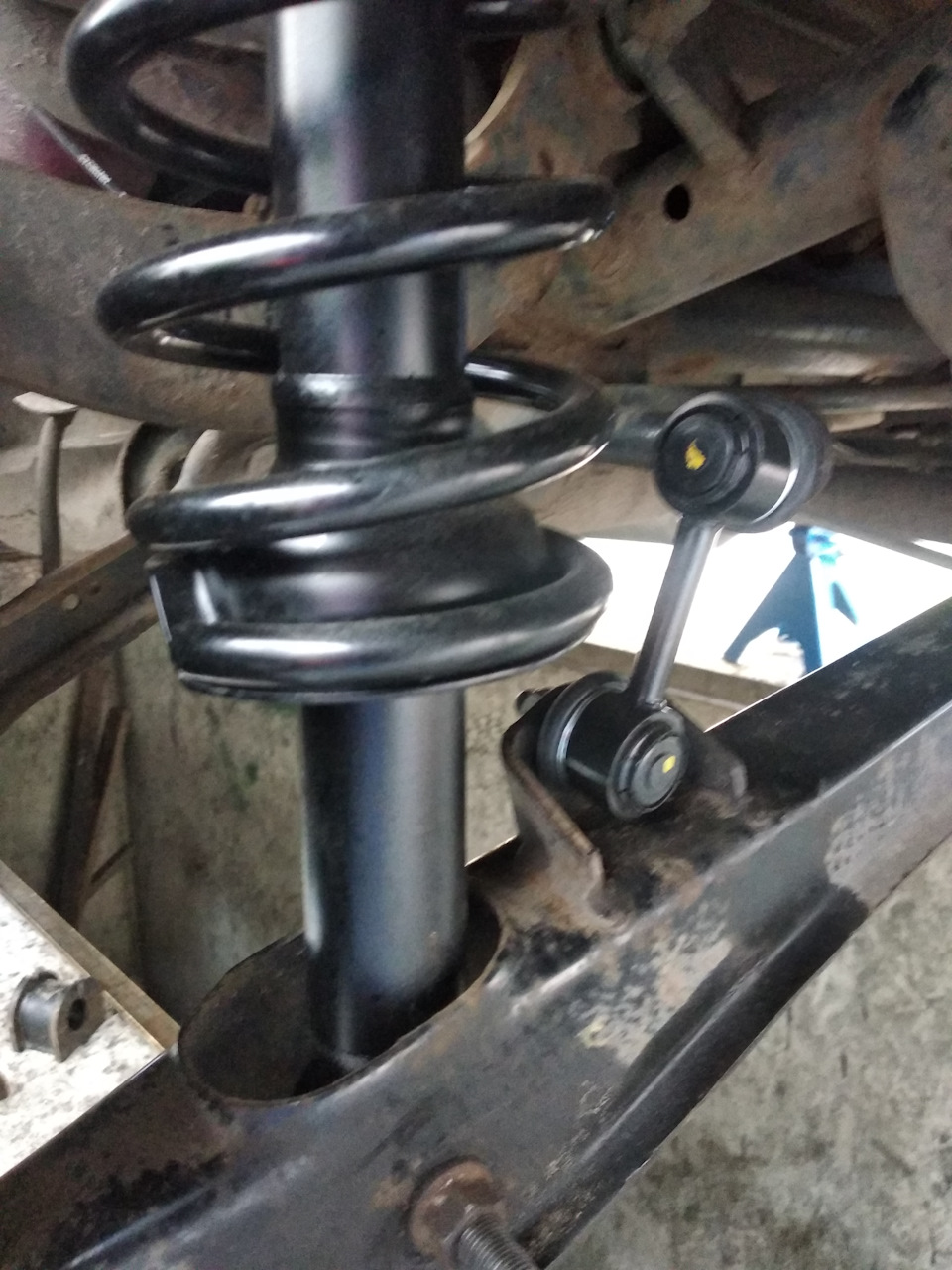 Задние аммортизаторы Lancer/Sachs, пружины ASX/Lesjofors — Mitsubishi ...