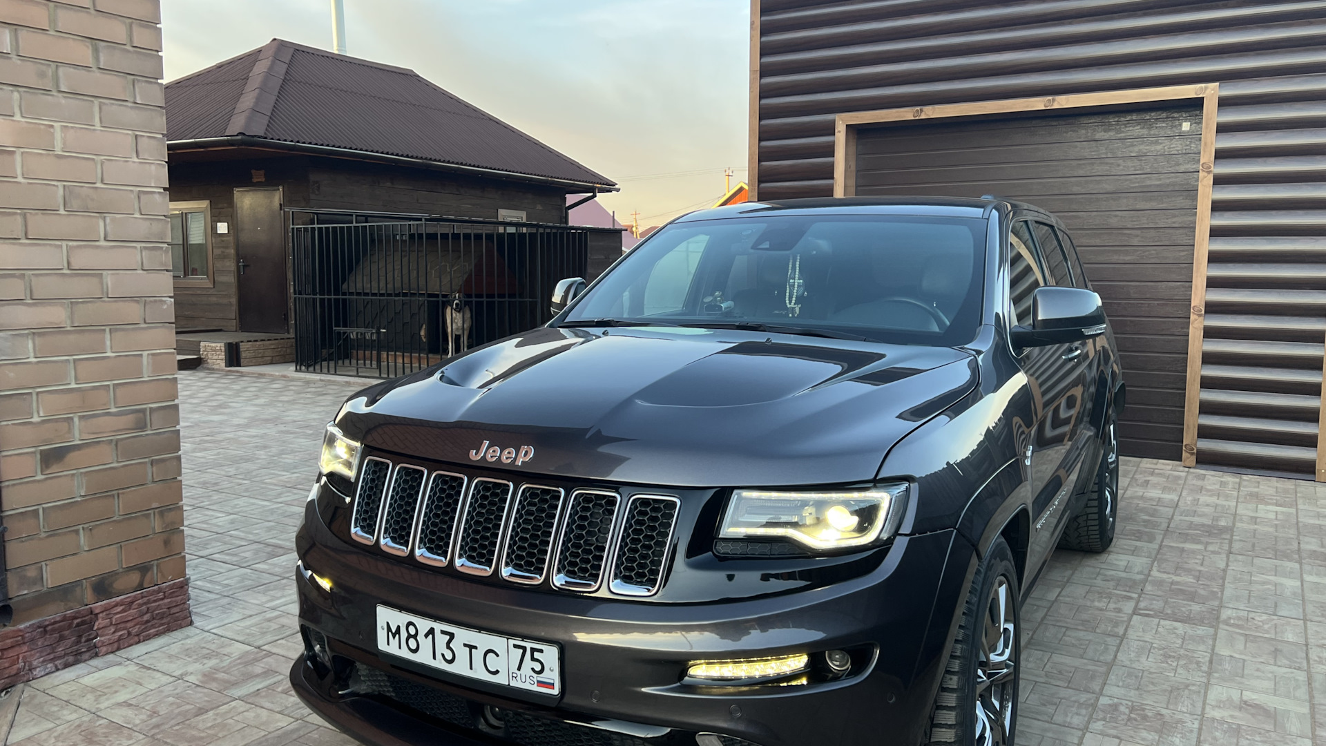 Jeep Grand Cherokee srt8 2019