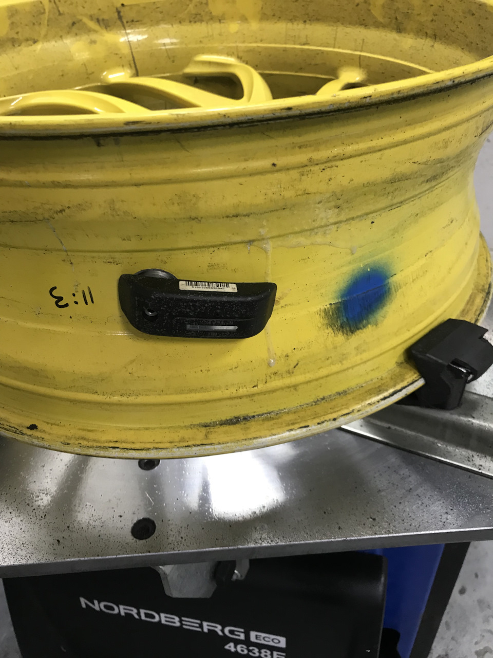 Шиномонтаж заднего колеса. — DRIVE2