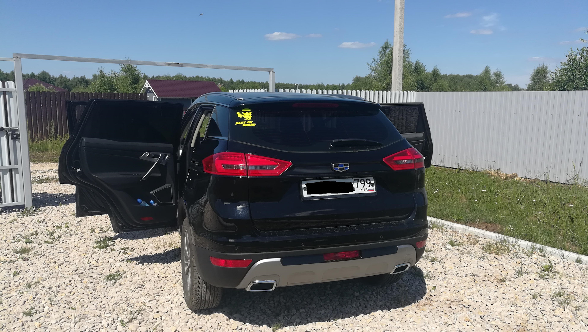 Джили атлас антихром. Geely Atlas Pro антихром. Geely Atlas обвесы. Geely Atlas Black Tuning. Geely Atlas Tuning.