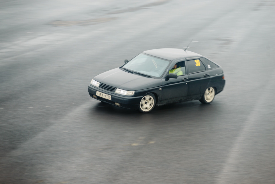 Продам пластиковые пороги — Lada Калина седан, 1,6 л, 2006 года ...