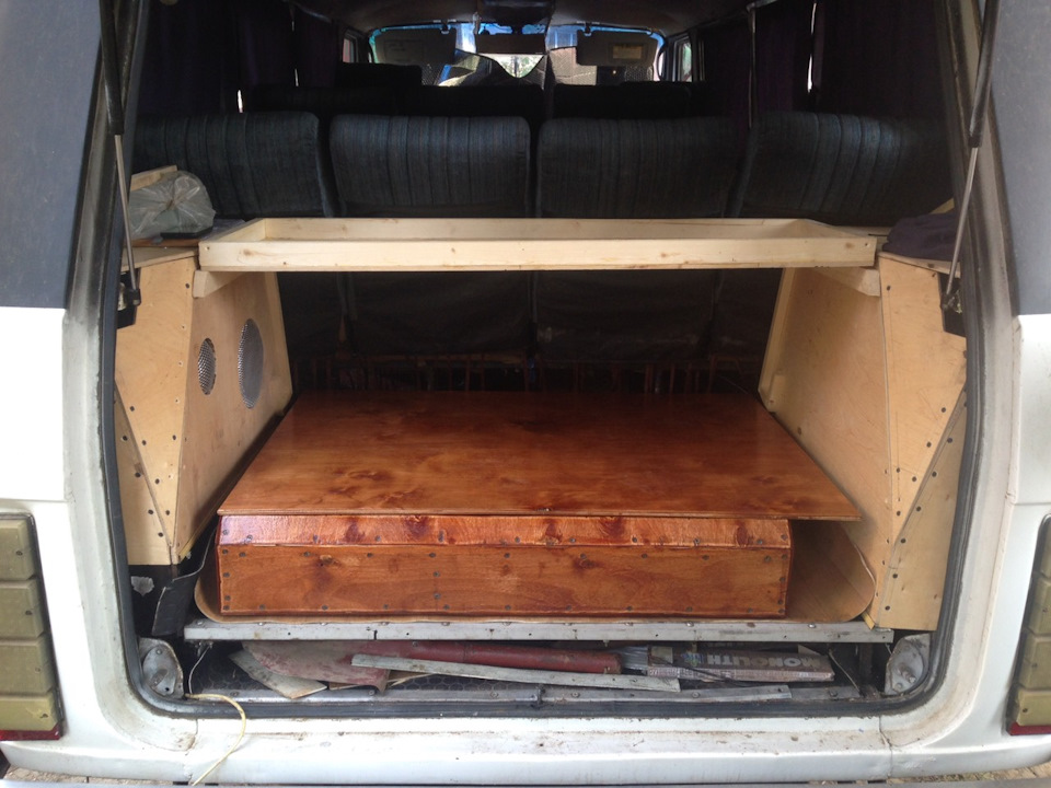 Фото в бортжурнале РАФ 2203