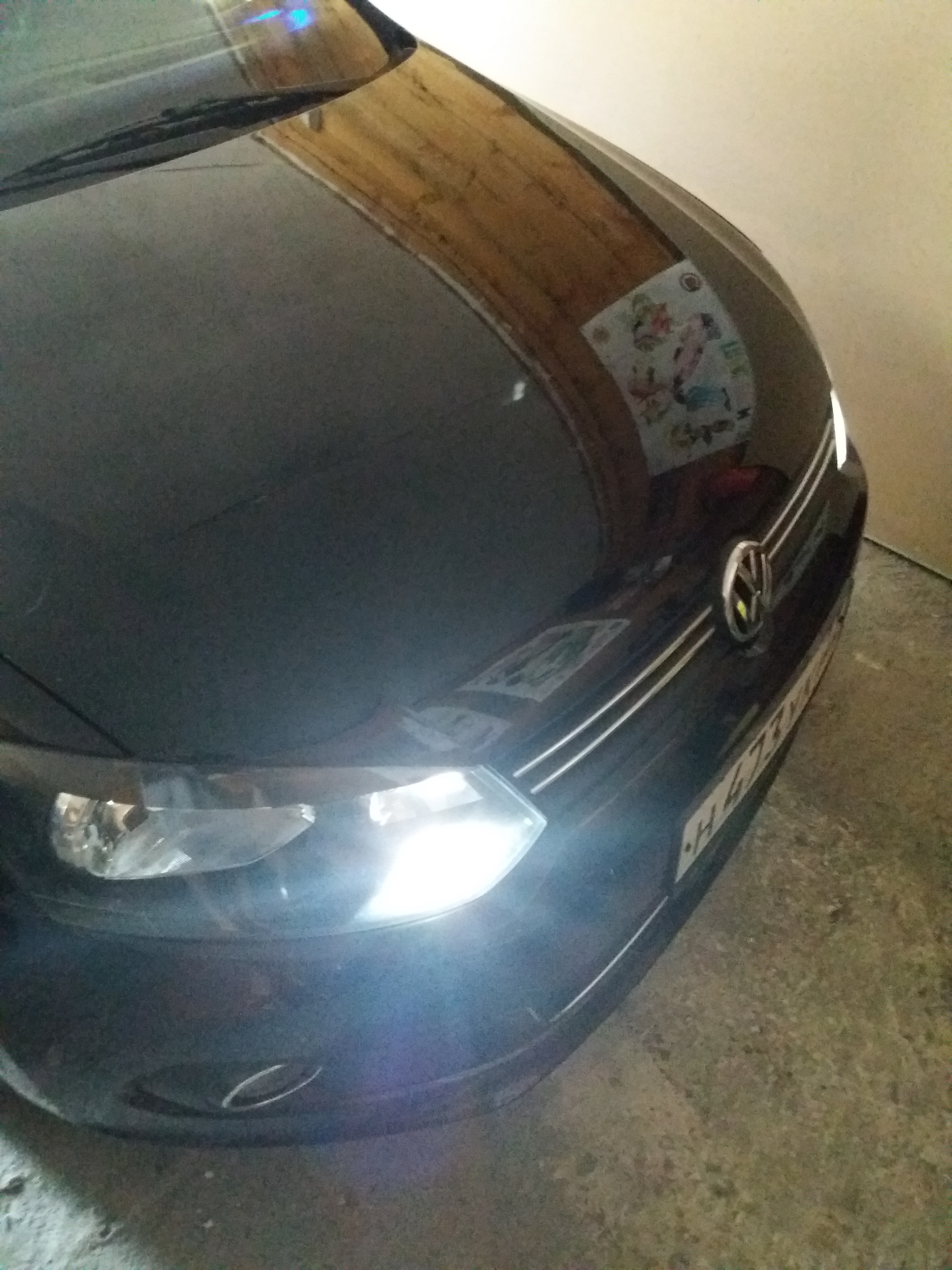 Лампочки габаритов — Volkswagen Polo Sedan, 1,6 л., 2013 года ...
