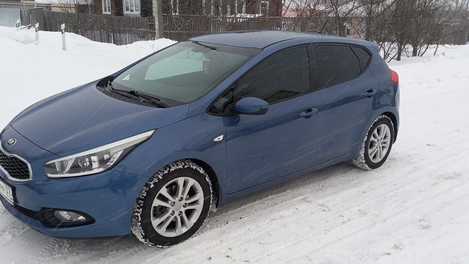 Не открывается капот! Есть решение? — KIA Ceed (2G), 1,6 л, 2013 года ...