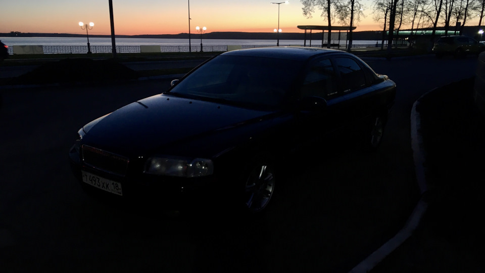 Вечер, +35 жара, все на пляж а мы в гараж) — Volvo S80 (1G), 2,9 л ...